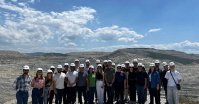 İKÇÜ’lü Genç Harita Mühendisleri Eti Maden Bigadiç Bor İşletme Müdürlüğüne Teknik Gezi Düzenledi