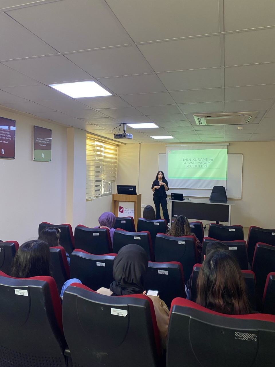 “Psikoloji Söyleşileri” Seminerlerinin Dördüncü Oturumu Gerçekleşti
