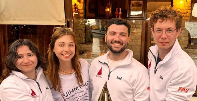 İKÇÜ Yelken Takımı’ndan Jimmy Key Universail 2025’te 3 Kupa Birden!