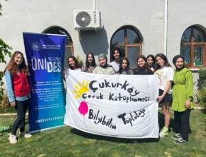 Bilgibilim Topluluğunun “Çukurköy’e Kütüphane Kuruyoruz” Projesi Tamamlandı