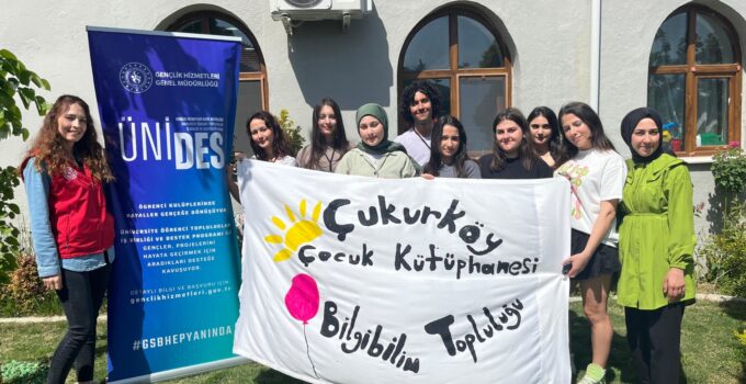 Bilgibilim Topluluğunun “Çukurköy’e Kütüphane Kuruyoruz” Projesi Tamamlandı