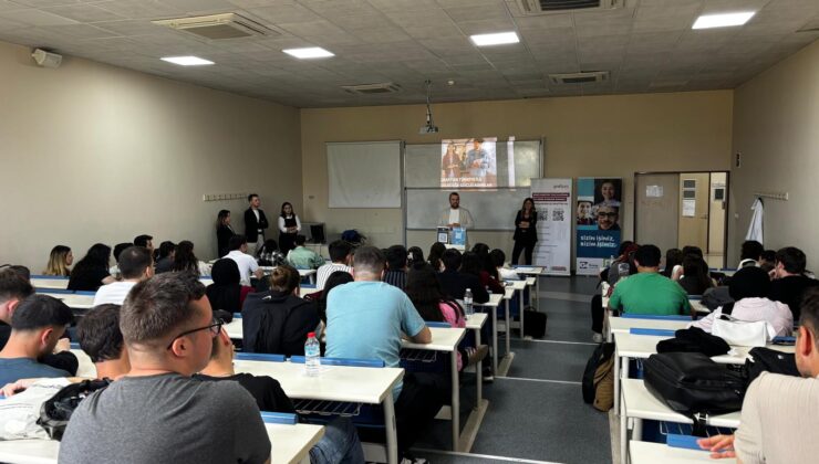 İKÇÜ Turizm Fakültesi’nde CV Eğitimi
