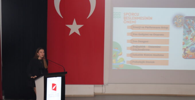 İKÇÜ Beslenme Eğitim Günleri’nin İlki Gerçekleşti
