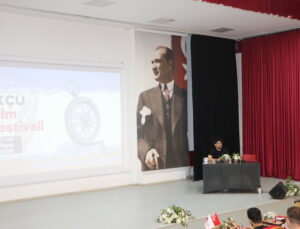 İKÇÜ Film Festivali’nin İlk Atölyesi: “Komedi Senaryosu Yazmak”