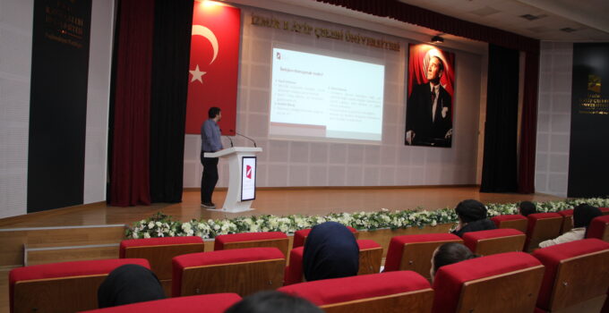 İKÇÜ’lü Öğrencilere Etkili İletişim Eğitimi Verildi