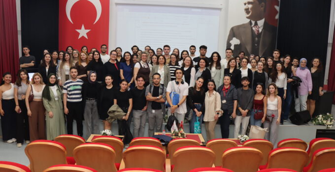 Hemşirelik Bölümünün Öğrenci Odaklı Çalışmaları Devam Ediyor