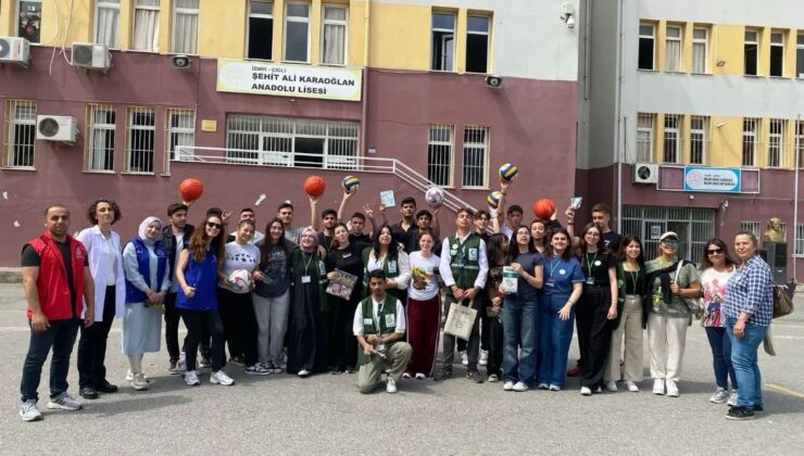 İKÇÜ SKS Genç Yeşilay Topluluğu’nun “Nesilden Nesile Bağımsızlık” Projesi Hayata Geçti
