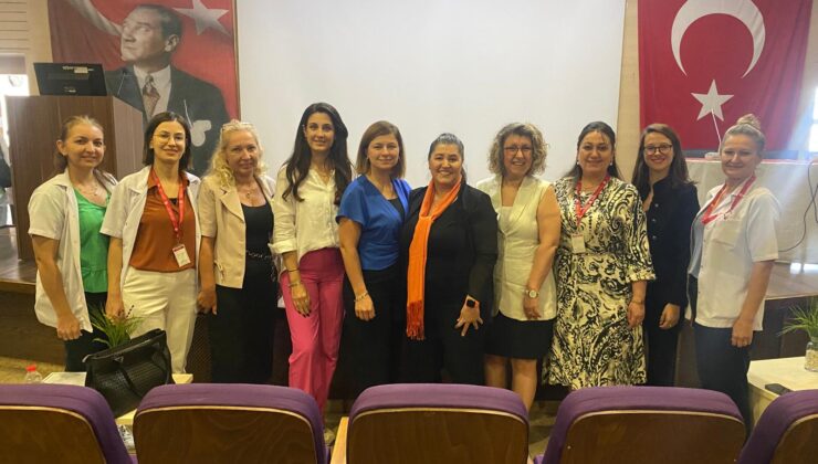 İKÇÜ SBF Hemşirelik Bölümü ile AEAH İşbirliğinde 1. İntörn Hemşire Çalıştayı Düzenlendi