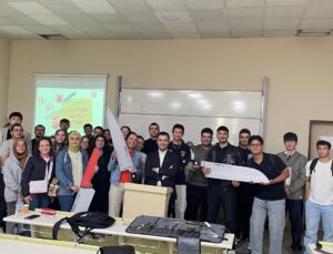 Geleceğin Şeflerine Profesyonel Bıçak Eğitimi Verildi