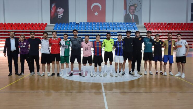 İKÇÜ Cumhuriyet Kupası Turnuvası Başladı