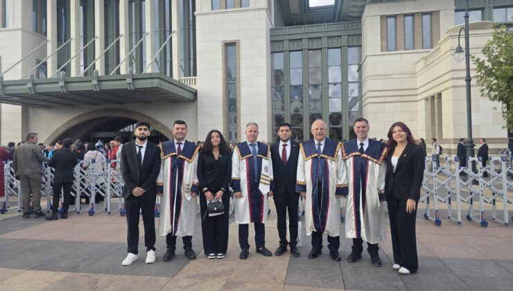 Rektör Yardımcısı Prof. Dr. Muhsin Akbaş ve Beraberindeki Heyet 2025-2026 Yükseköğretim Akademik Yılı Açılış Töreni’ne Katıldı