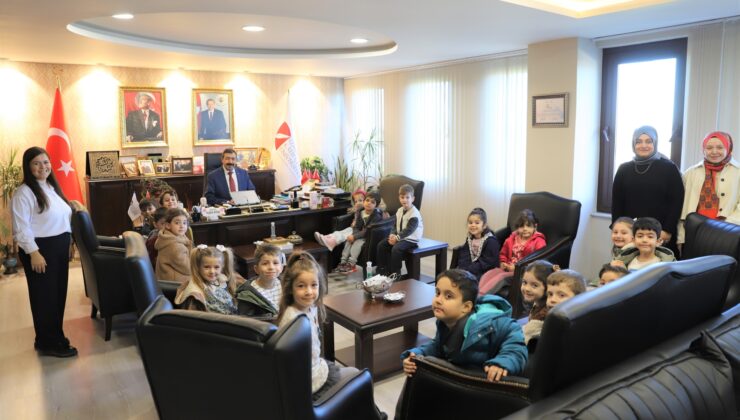 İKÇÜ’nün En Küçük Üyelerinden 24 Kasım Kutlaması