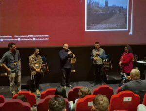 “Santorini’nin Külleri, Su ve Ateş” İlk Gösterimini 16. TRT Uluslararası Belgesel Ödülleri’nde Yaptı