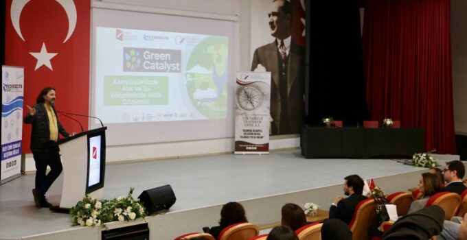 Öğrenciler Yapay Zeka Destekli Su ve Atık Yönetimi Çözümleri İçin Harekete Geçti