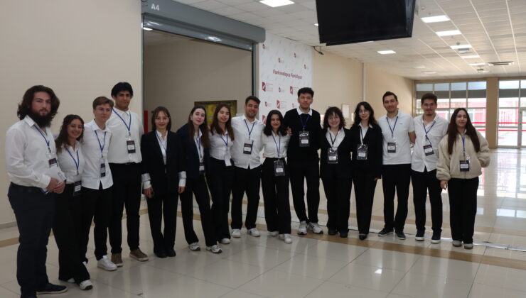 İKÇÜ’lü Öğrencilerden Akıllı Şehirler İçin Yenilikçi Fikirler