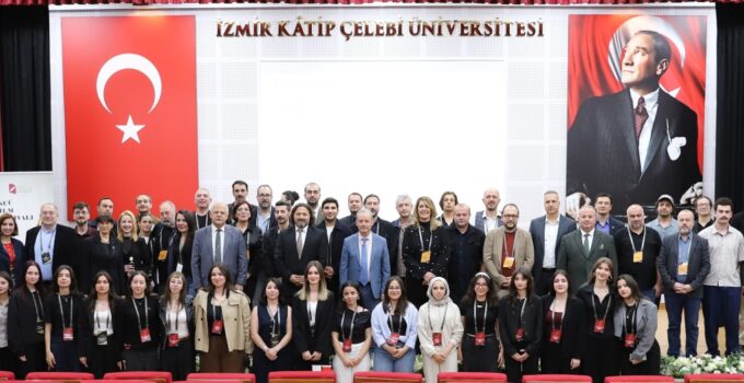 İzmir’in Yeni Sanat Rotasında Ödüller Sahiplerini Buldu