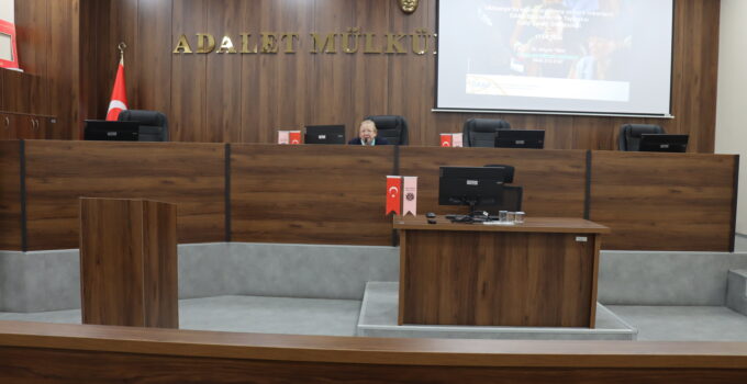 İKÇÜ Hukuk Fakültesi Öğrencilerine Almanya’da Eğitim ve Burs Fırsatları Anlatıldı