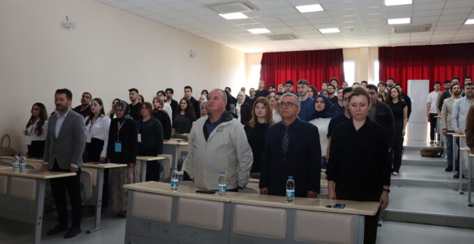 İKÇÜ’de “Ata Yurttan Ana Yurda Türk Tarihi” Konulu Konferans Düzenlendi