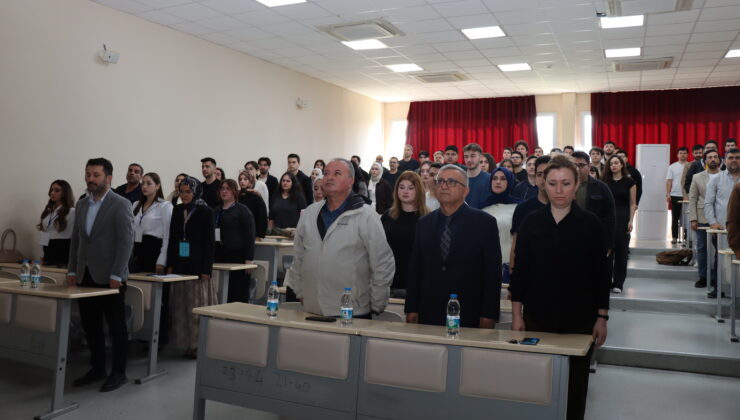 İKÇÜ’de “Ata Yurttan Ana Yurda Türk Tarihi” Konulu Konferans Düzenlendi