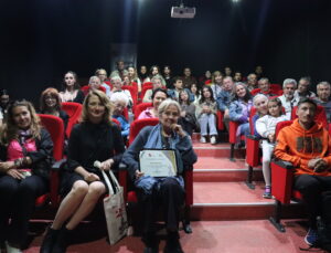 İKÇÜ Film Festivali’nde “Sisler Bulvarı’ndan Geçtim: Biket İlhan” Belgesel Gösterimi ve Söyleşisi