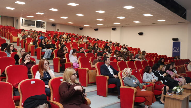 Diyetetikçü Sempozyumu’nda Sosyal Medyadaki Popüler Beslenme Trendleri Ele Alındı
