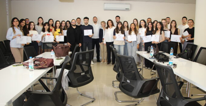 İKÇÜ İİBF ile Bilişim A.Ş.’den Güç Birliği: ERP Eğitim Programı Başarıyla Tamamlandı