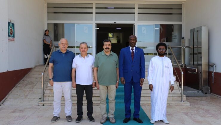 Çad Cumhuriyeti Ankara Büyükelçisi Guet’ten Rektör Prof. Dr. Köse’ye Ziyaret