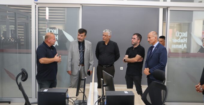 İKÇÜ Rektörü Prof. Dr. Mustafa Balcı: “Kamuoyuna Açılan Yüzümüzsünüz”