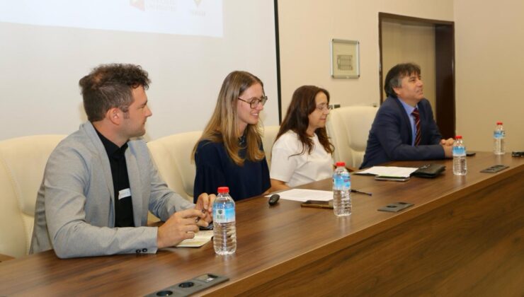 İzmir Kâtip Çelebi Üniversitesi’nde İzmir’in Ekoturizm Potansiyeli Değerlendirildi